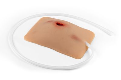 Wound moulage stab groin, Wound Packing