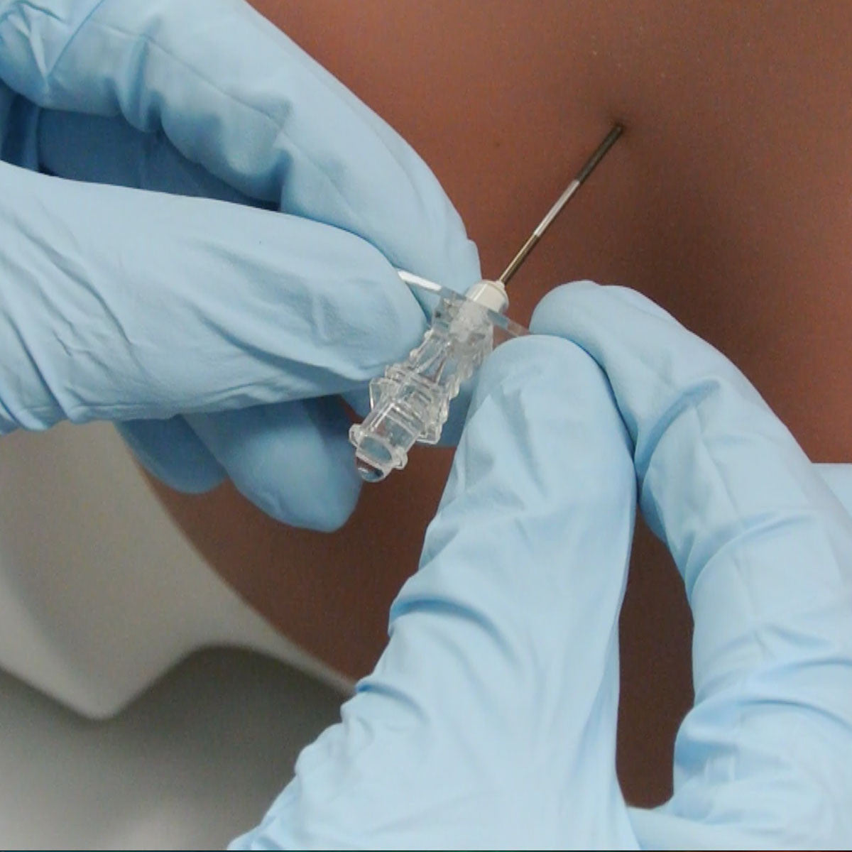 Epidural and Spinal Injection Trainer | 3B Scientific P61 - close up