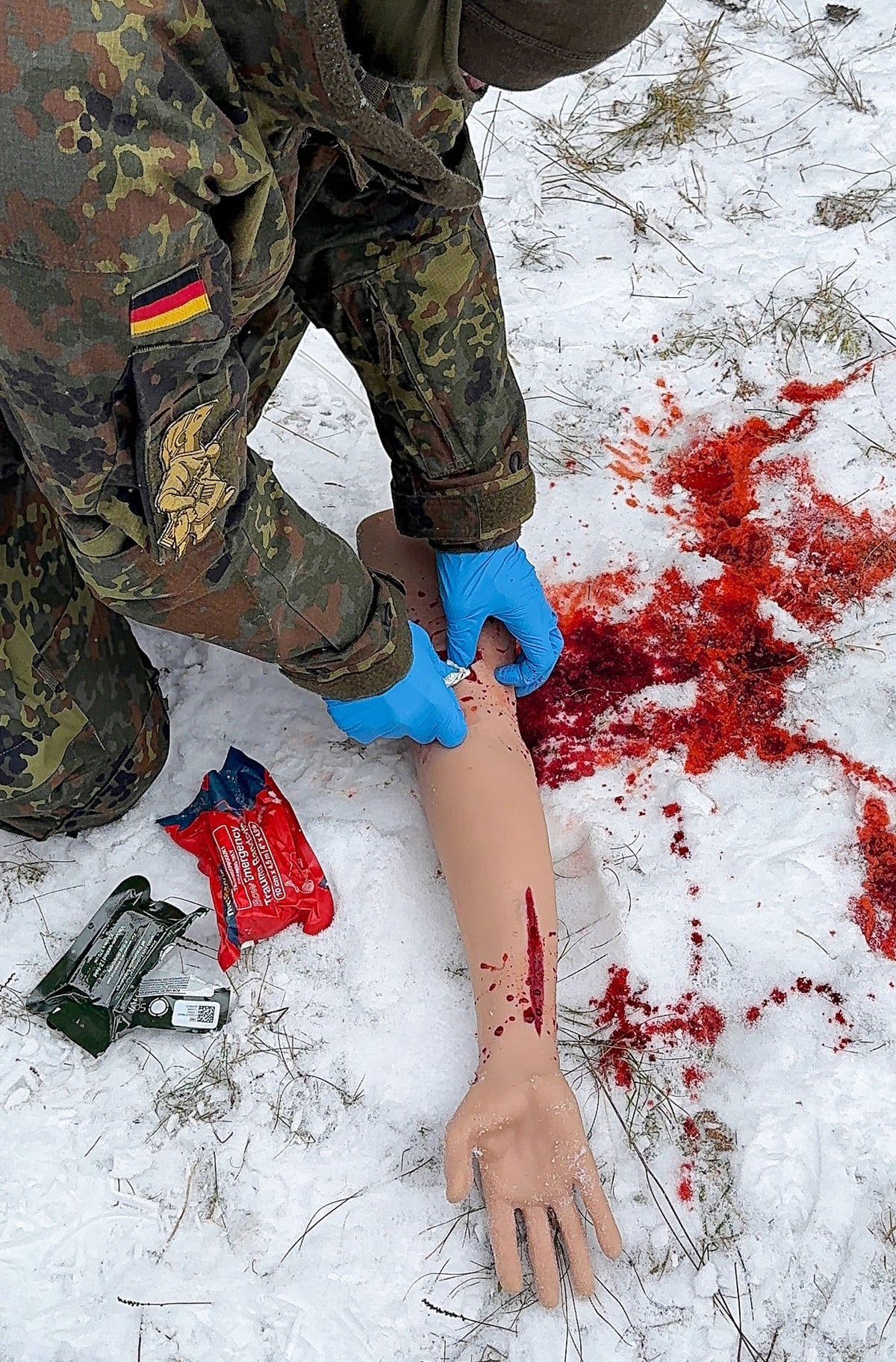 Trauma Tina arm with heavily bleeding wounds | Erler-Zimmer 7850, view 5