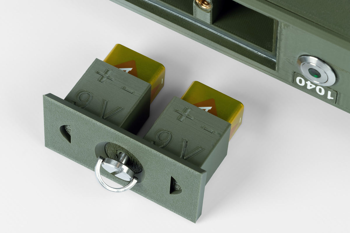 Electronic bleeding pump System "Bloody M.A.R.C. 2.0" with reservoir and remote control | Erler-Zimmer NW990